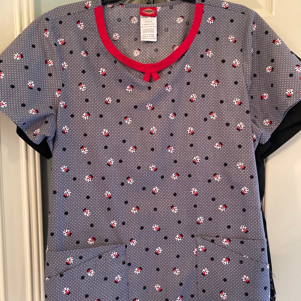 Scrub top